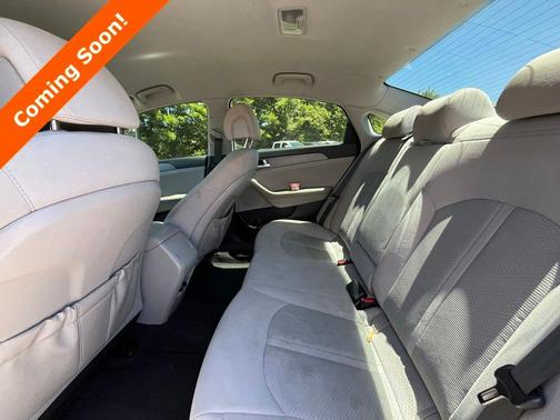 Quartz White Pearl 2016 Hyundai SONATA 2.4