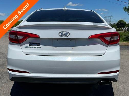 Quartz White Pearl 2016 Hyundai SONATA 2.4