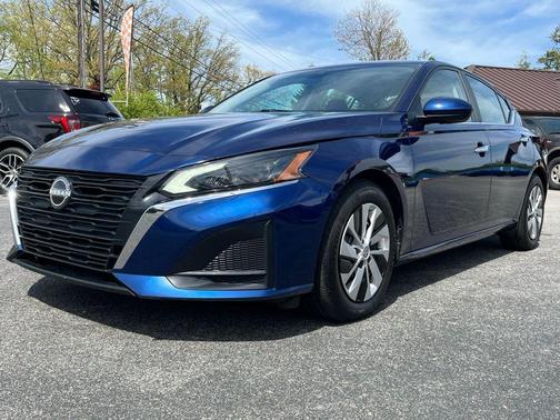 Deep Blue Pearl 2023 Nissan Altima 2.5 S