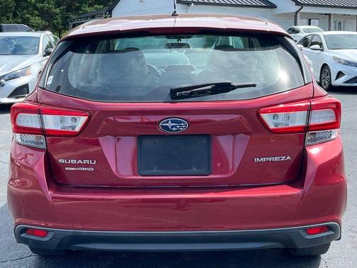 Crimson Red Pearl 2018 Subaru Impreza 2.0i