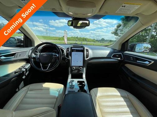Black Metallic 2022 Ford Edge SEL