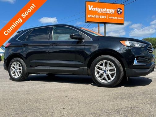 Black Metallic 2022 Ford Edge SEL