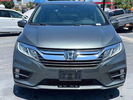 Gray 2018 Honda Odyssey EX-L