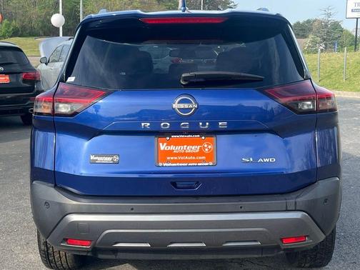 Caspian Blue Metallic 2023 Nissan Rogue SL