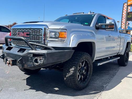 Quicksilver Metallic 2019 GMC Sierra 2500 Denali