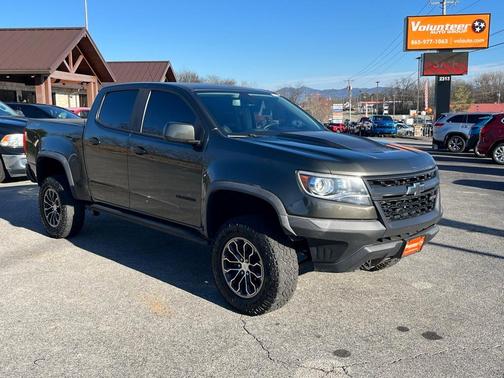 Deepwood Green Metallic 2018 Chevrolet Colorado ZR2 Truck
