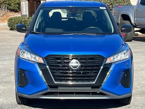 2022 Nissan Kicks S