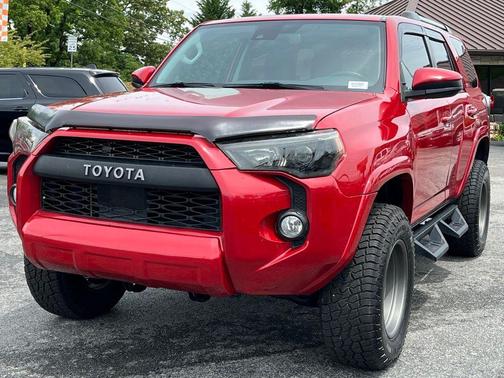 Barcelona Red Metallic 2020 Toyota 4Runner SR5