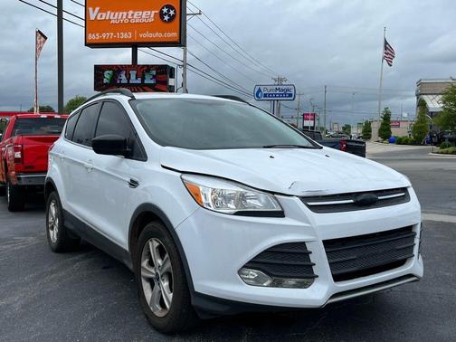 Oxford White 2015 Ford Escape SE