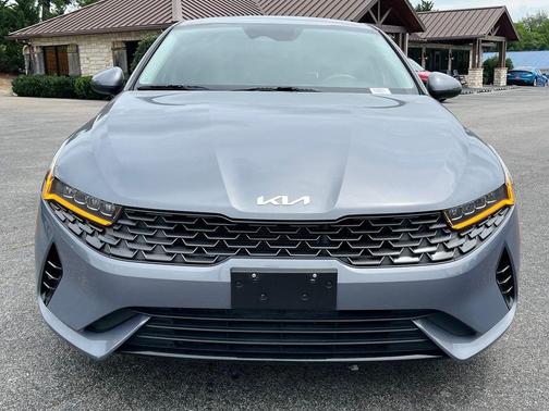 Everlasting Silver 2022 Kia K5 LXS