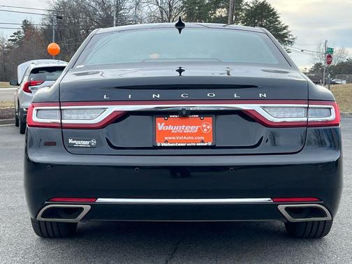 2019 Lincoln Continental Select
