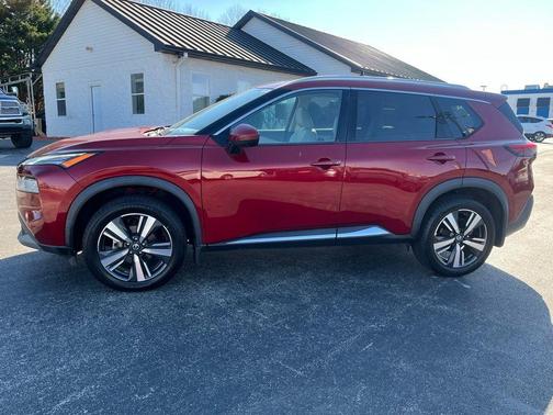 2021 Nissan Rogue SL