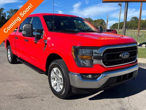 Race Red 2023 Ford F-150 XLT