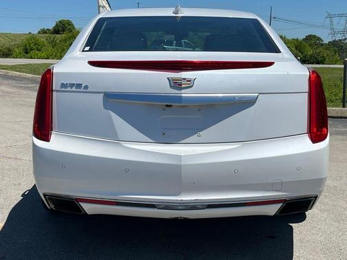 Crystal White Tri-Coat 2016 Cadillac XTS Luxury Collection