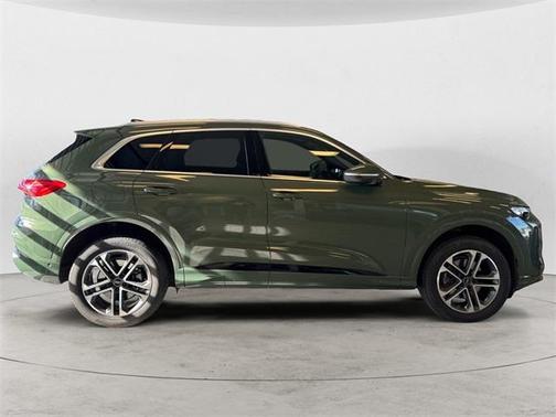 2025 Audi Q5 2.0T quattro Premium