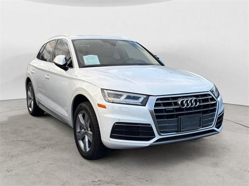 2018 Audi Q5 2.0T Premium Plus