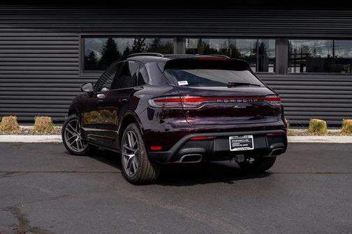 2023 Porsche Macan T