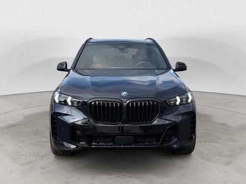 Carbon Black Metallic 2026 BMW X5 PHEV xDrive50e