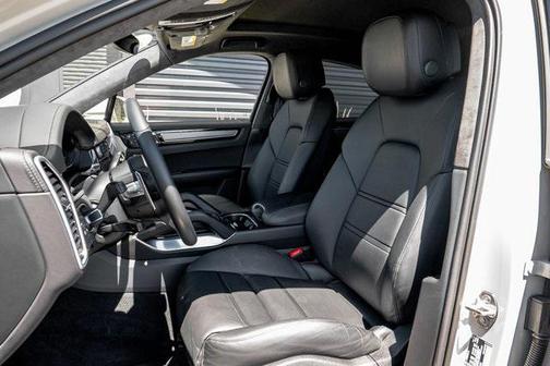 2023 Porsche Cayenne Turbo Coupe AWD