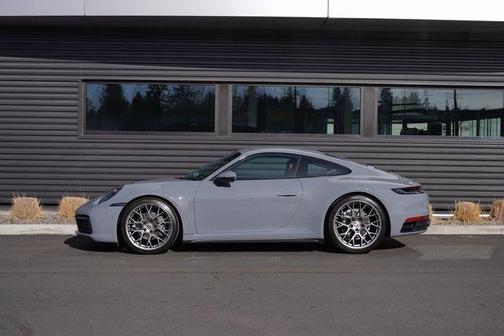 2024 Porsche 911 Carrera