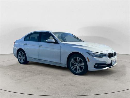 2017 BMW 330 i