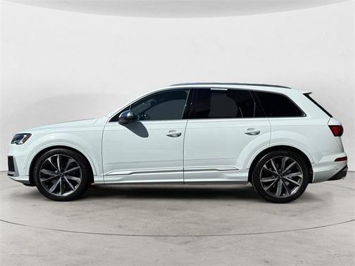 2022 Audi SQ7 4.0T Premium Plus