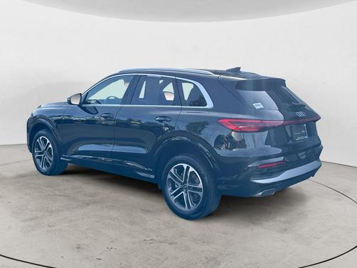 2025 Audi Q5 2.0T quattro Premium
