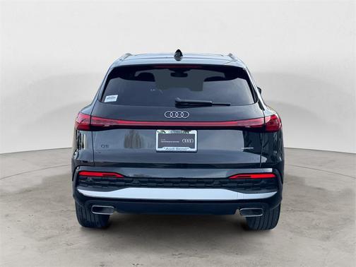 2025 Audi Q5 2.0T quattro Premium