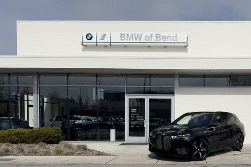 2025 BMW iX M60