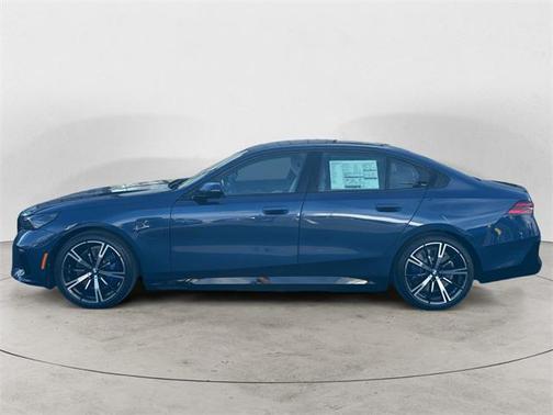 2026 BMW 550e xDrive