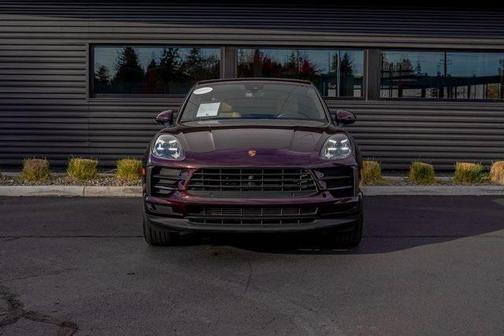 2021 Porsche Macan Base