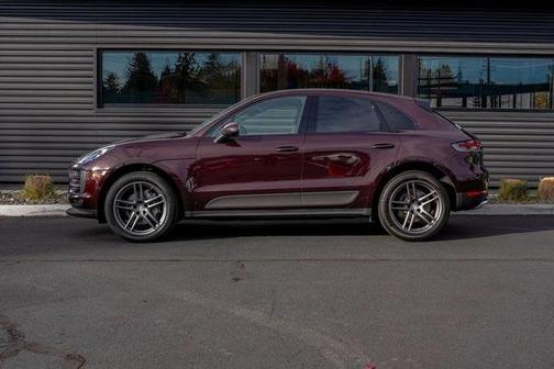 2021 Porsche Macan Base