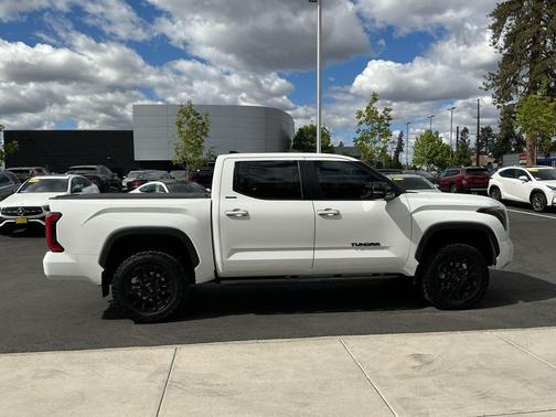 Ice 2024 Toyota Tundra Limited