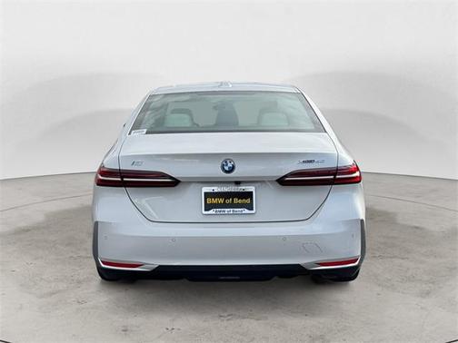 2025 BMW i5 xDrive40