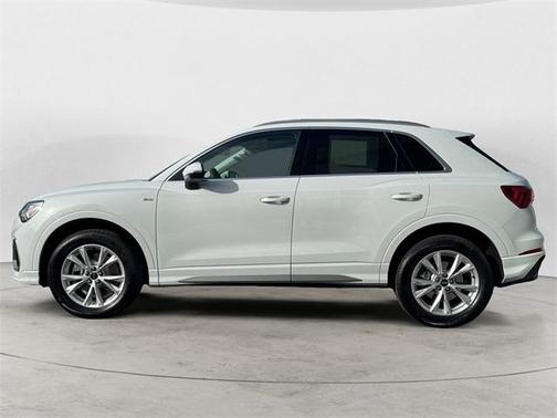 2025 Audi Q3 45 S line Premium
