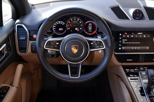 2023 Porsche Cayenne 