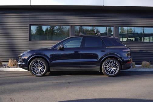 2023 Porsche Cayenne 
