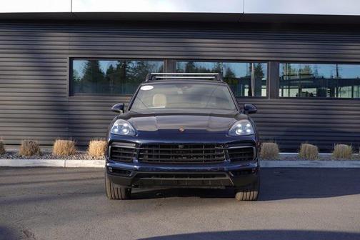2023 Porsche Cayenne 