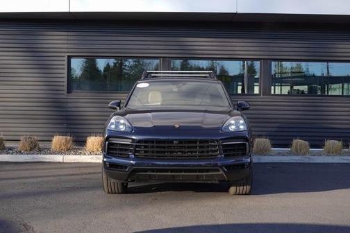 2023 Porsche Cayenne 