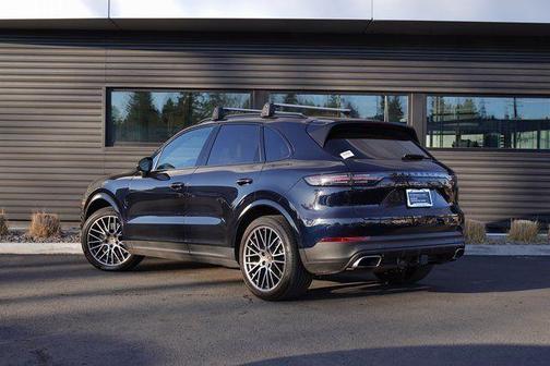 2023 Porsche Cayenne 