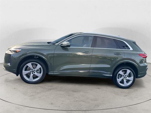 2025 Audi Q5 2.0T quattro Premium