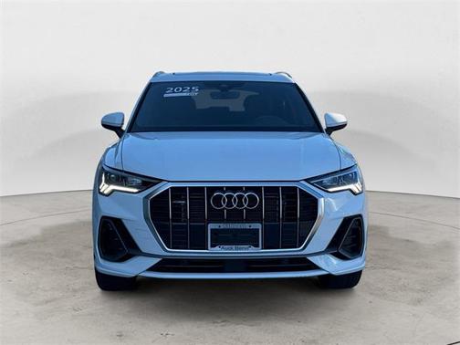 2025 Audi Q3 45 S line Premium