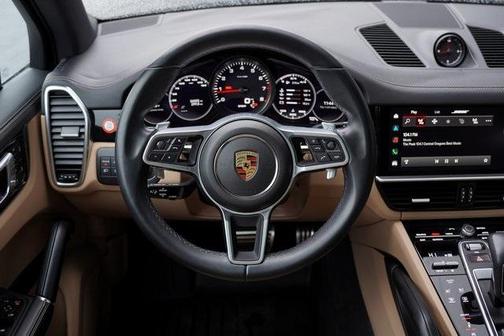 2022 Porsche Cayenne S