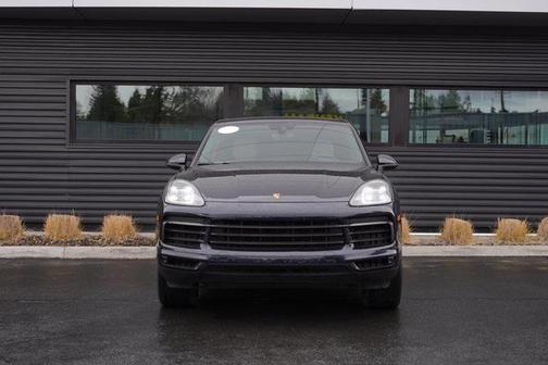 2022 Porsche Cayenne S