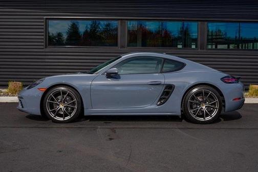 2025 Porsche 718 Cayman 