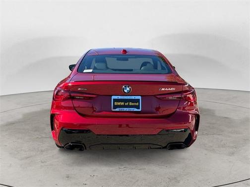 2025 BMW M440 i xDrive