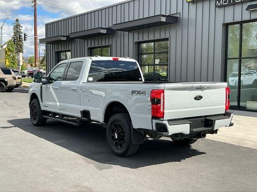 Avalanche 2025 Ford F-350 Lariat Super Duty