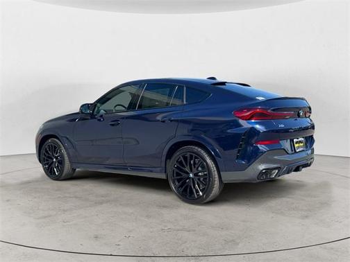 2026 BMW X6 M60i