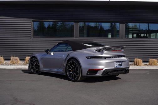 2021 Porsche 911 Turbo S