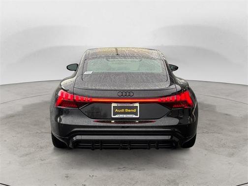 2022 Audi e-tron GT Premium Plus